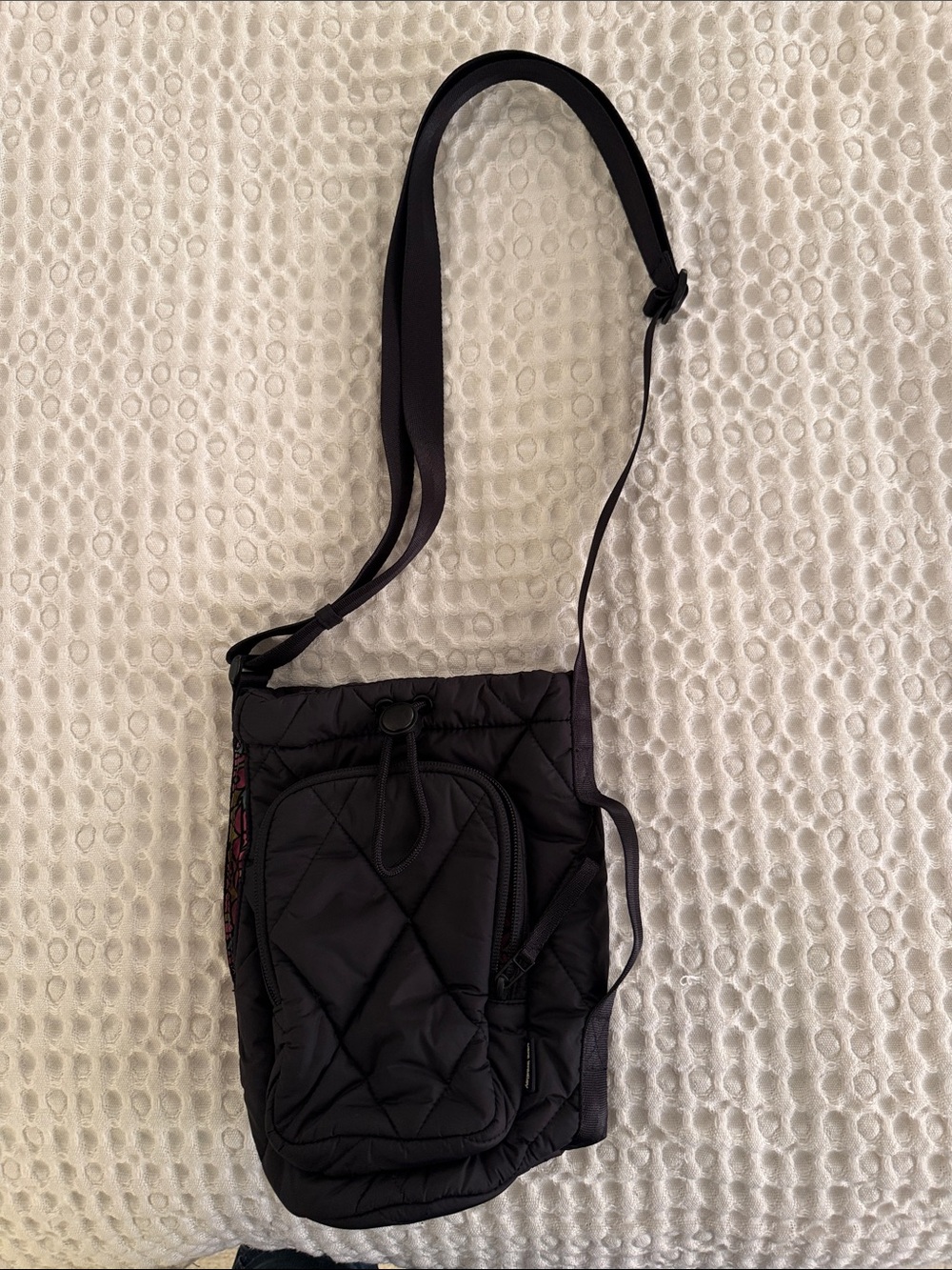 Very Bradley Quilted Crossbody Bag in Black